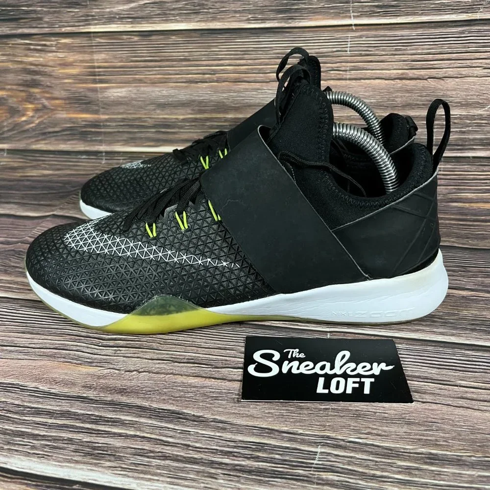 Nike Air Zoom Strong Black‎ Athletic Women's Shoes